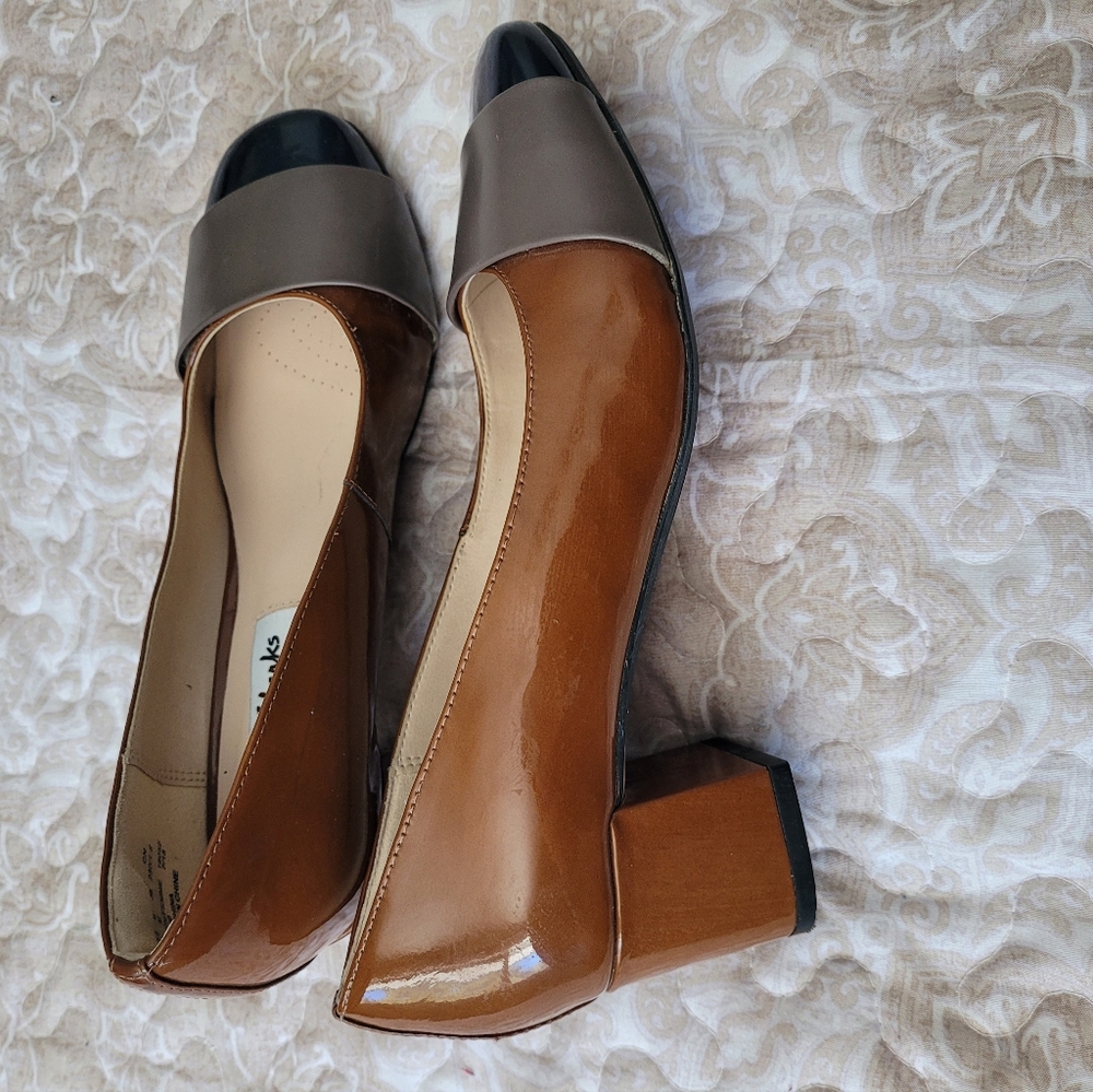 Clarks Narrative pumps with Block heels